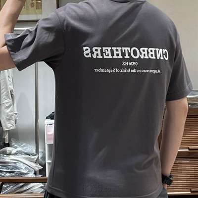 市场上装-T恤-休闲T恤