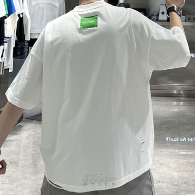 市场上装-T恤-休闲T恤