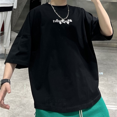 市场上装-T恤-休闲T恤