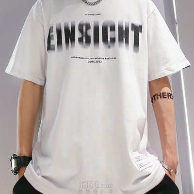 市场上装-T恤-微潮T恤