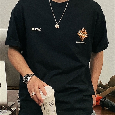 市场上装-T恤-休闲T恤