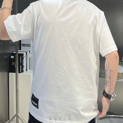 市场上装-T恤-微潮T恤