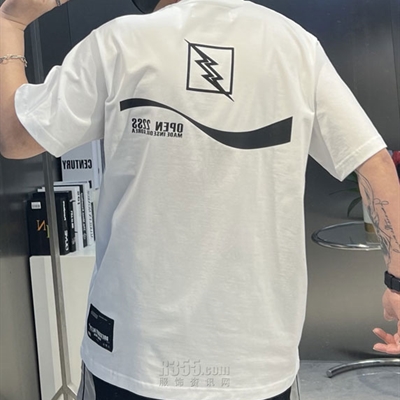 市场上装-T恤-微潮T恤