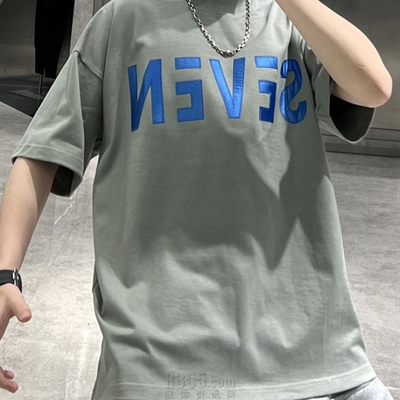 市场上装-T恤-休闲T恤