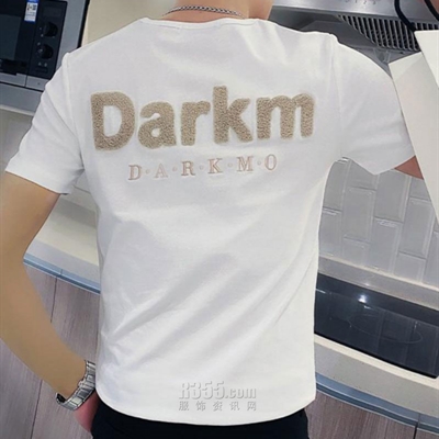 市场上装-T恤-休闲T恤