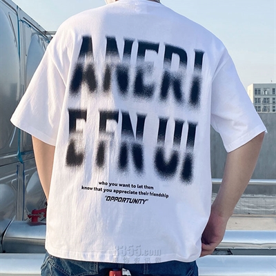 市场上装-T恤-休闲T恤