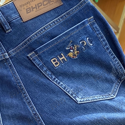 商场品牌-牛仔裤-牛仔裤