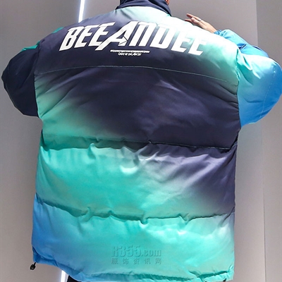 市场上装-棉衣/羽绒服-微潮棉服