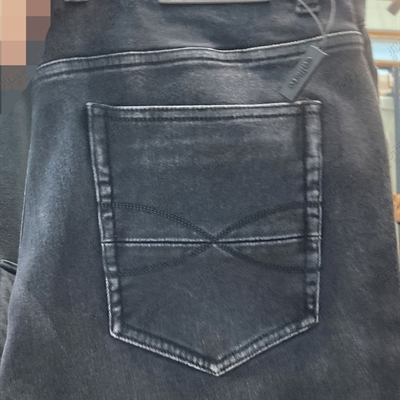 商场品牌-牛仔裤-牛仔裤【实拍】
