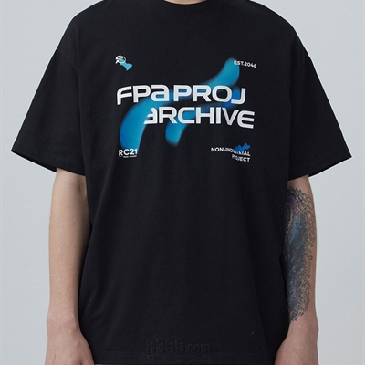 市场上装-T恤-电商T恤