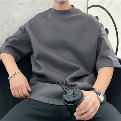 市场上装-T恤-休闲T恤