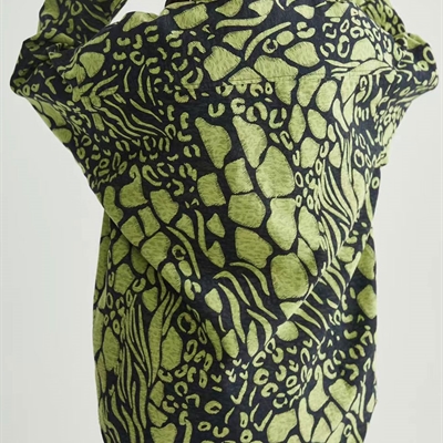 市场上装-衬衫-休闲衬衫