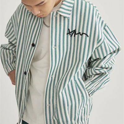 市场上装-夹克-休闲夹克