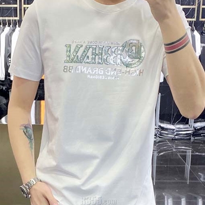 市场上装-T恤-欧货T恤