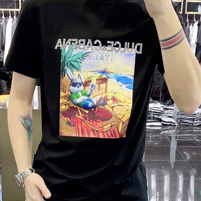 市场上装-T恤-欧货T恤