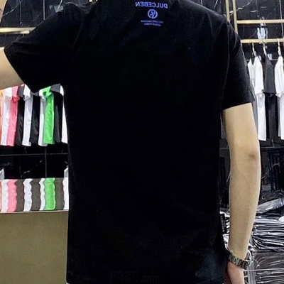 市场上装-T恤-欧货T恤