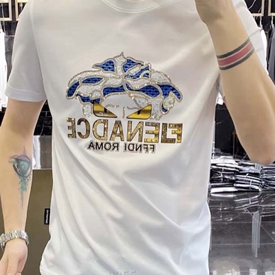 市场上装-T恤-欧货T恤