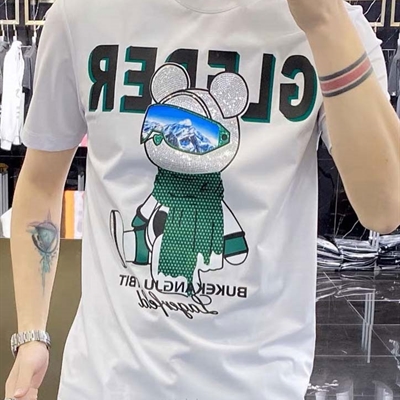 市场上装-T恤-欧货T恤