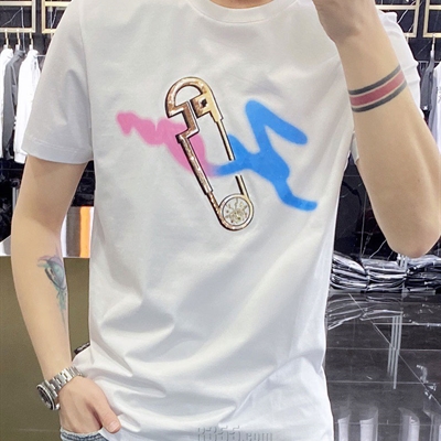 市场上装-T恤-欧货T恤