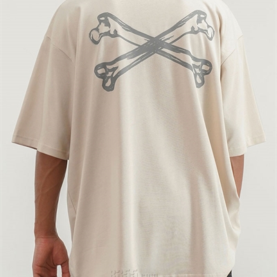 市场上装-T恤-电商T恤