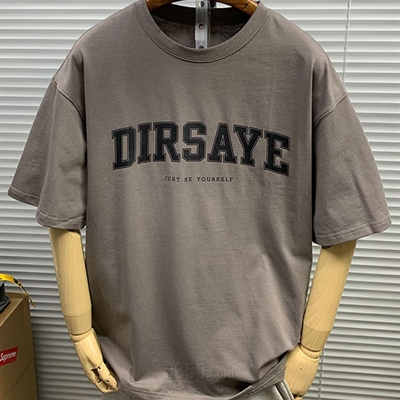 市场上装-T恤-电商T恤