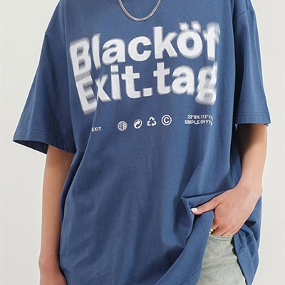 市场上装-T恤-电商T恤