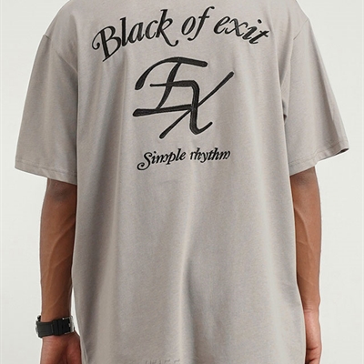 市场上装-T恤-电商T恤