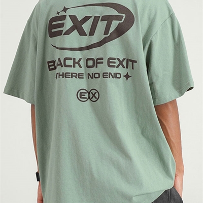 市场上装-T恤-电商T恤