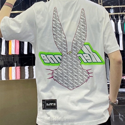 市场上装-T恤-欧货T恤