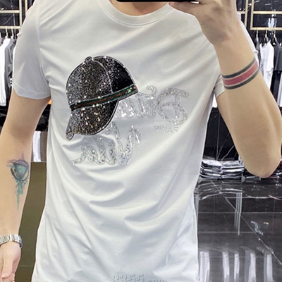 市场上装-T恤-欧货T恤