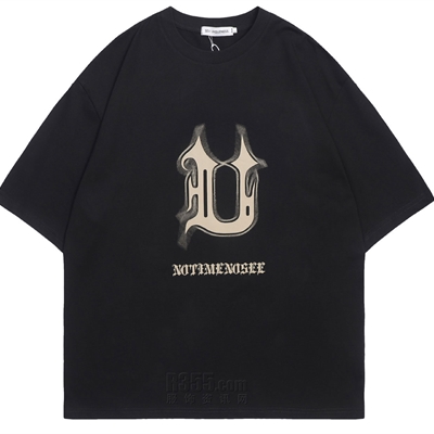 市场上装-T恤-电商T恤