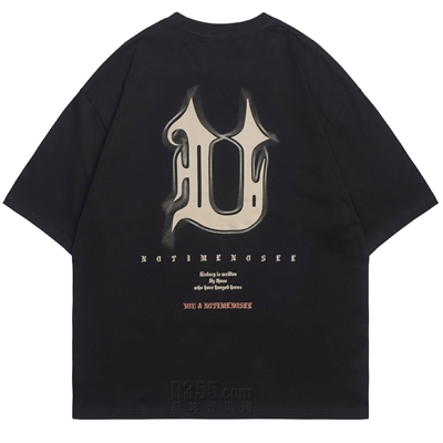 市场上装-T恤-电商T恤