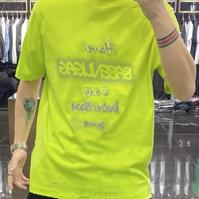市场上装-T恤-欧货T恤