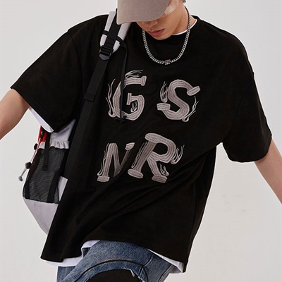 市场上装-T恤-电商T恤