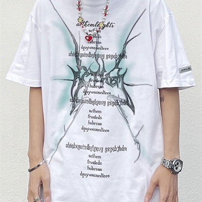 市场上装-T恤-电商T恤