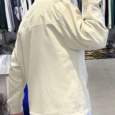 市场上装-夹克-休闲夹克