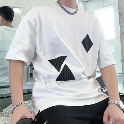 市场上装-T恤-休闲T恤