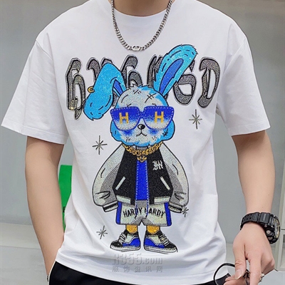 市场上装-T恤-欧货T恤