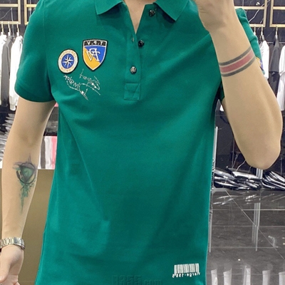 市场上装-T恤-欧货T恤