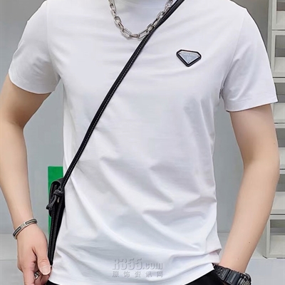 市场上装-T恤-欧货T恤