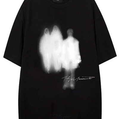 市场上装-T恤-电商T恤