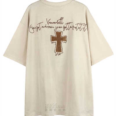 市场上装-T恤-电商T恤