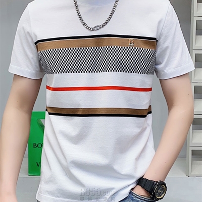 市场上装-T恤-欧货T恤