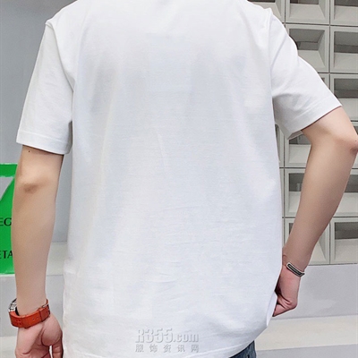 市场上装-T恤-欧货T恤