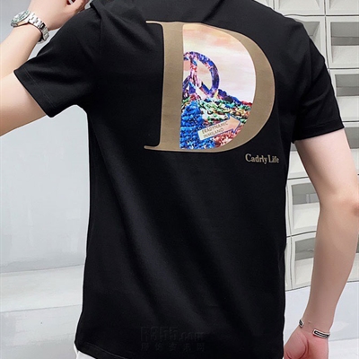 市场上装-T恤-欧货T恤