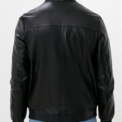 市场上装-皮衣-商务皮衣