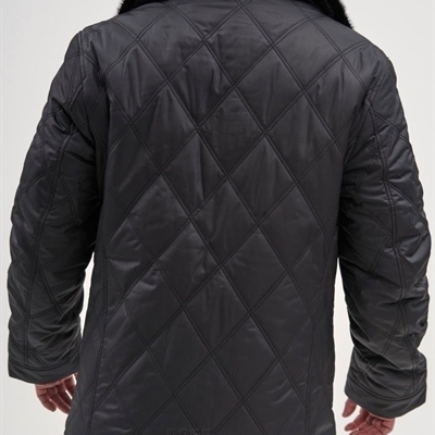 市场上装-皮衣-商务皮衣