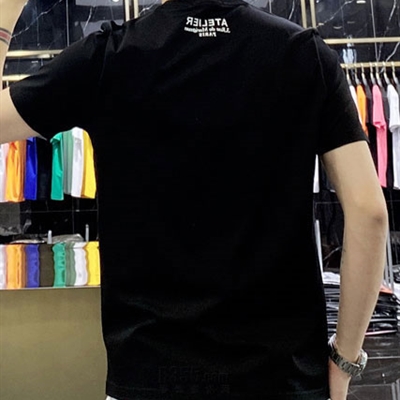 市场上装-T恤-欧货T恤