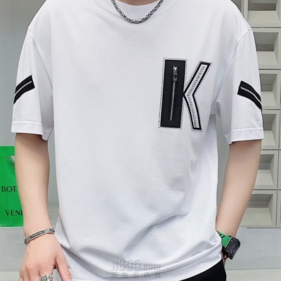 市场上装-T恤-欧货T恤