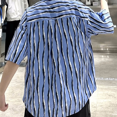 市场上装-衬衫-微潮衬衫